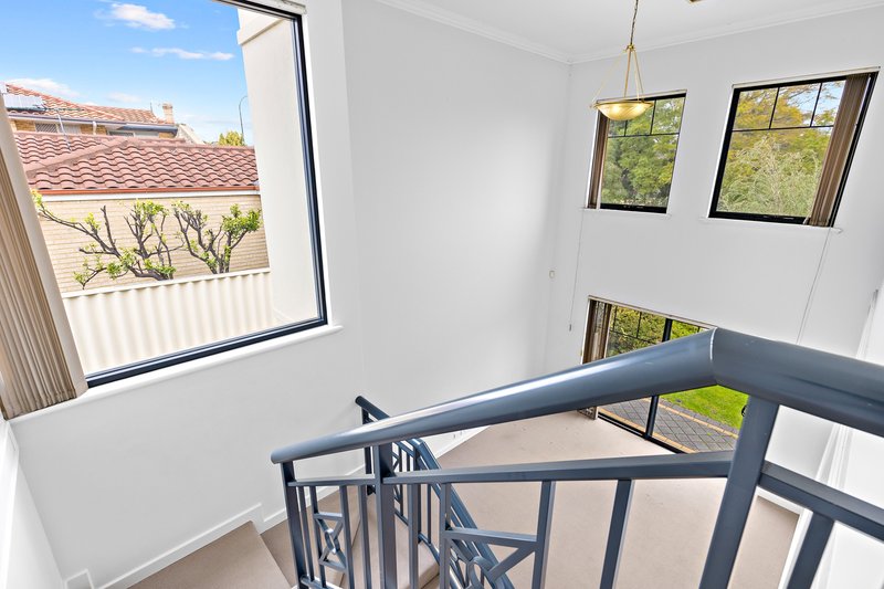 Photo - 1/60 Sandgate Street, South Perth WA 6151 - Image 10