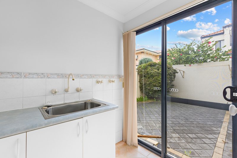 Photo - 1/60 Sandgate Street, South Perth WA 6151 - Image 11
