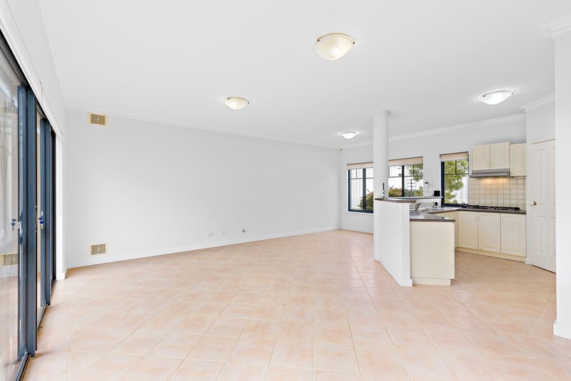 Photo - 1/60 Sandgate Street, South Perth WA 6151 - Image 14