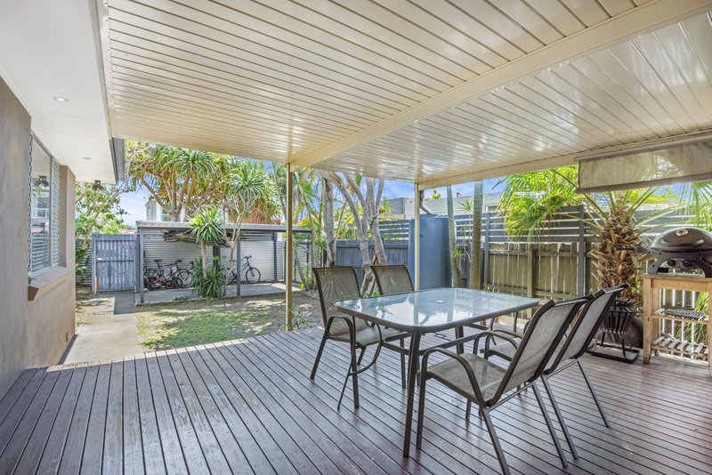 Photo - 1/60 Third Avenue, Palm Beach QLD 4221 - Image 3