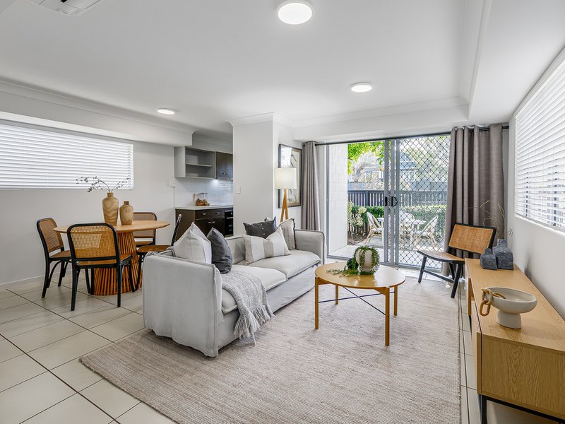 Photo - 1/60 Villa Street, Annerley QLD 4103 - Image 4