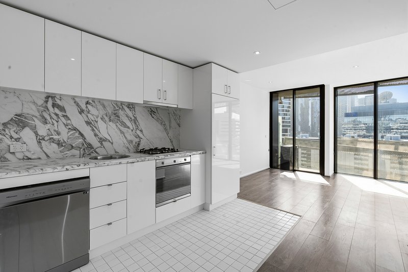 Photo - 1600/8 Waterview Walk, Docklands VIC 3008 - Image 4