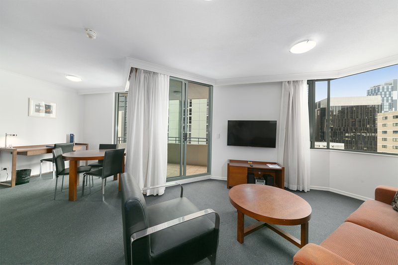 Photo - 1602-3/95 Charlotte Street, Brisbane City QLD 4000 - Image 2