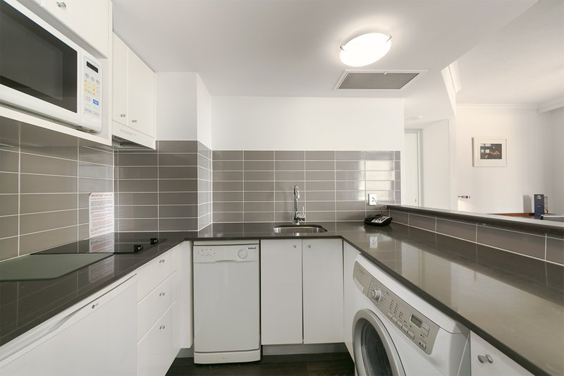 Photo - 1602-3/95 Charlotte Street, Brisbane City QLD 4000 - Image 4