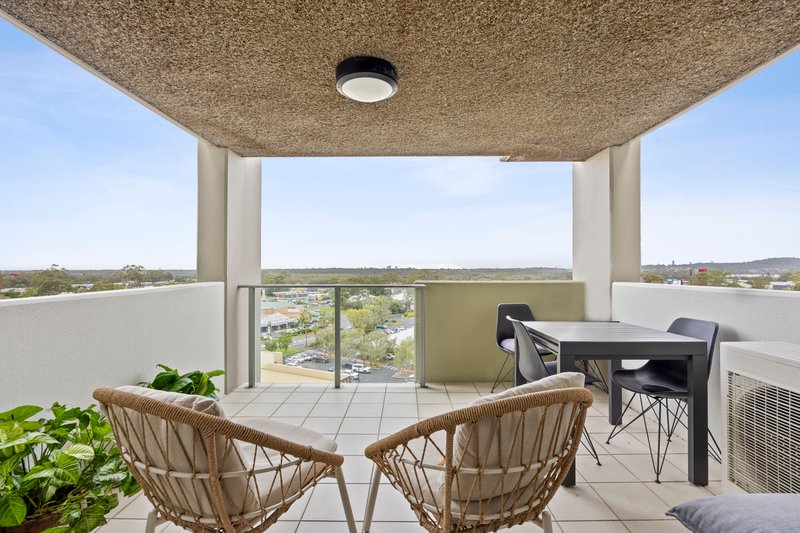 Photo - 1602/111 Lindfield Road, Helensvale QLD 4212 - Image 4
