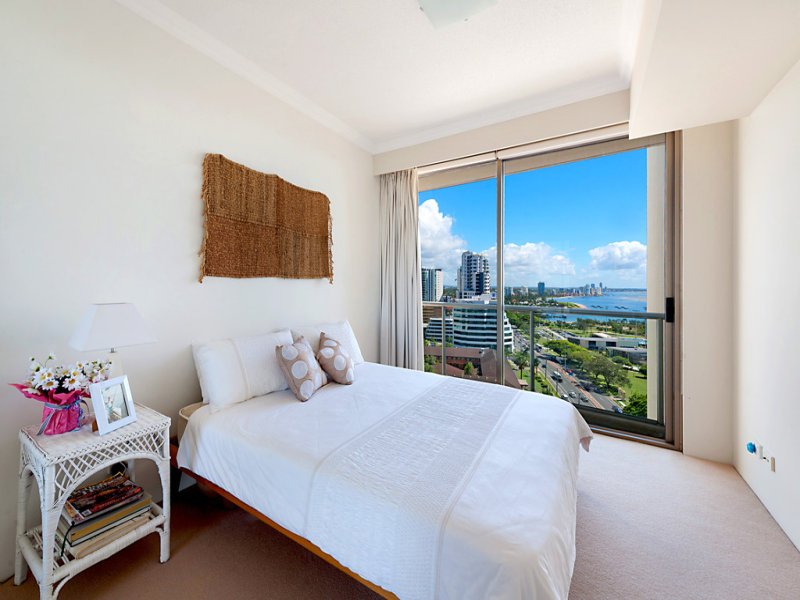 Photo - 1602/50 Marine Parade, Southport QLD 4215 - Image 12