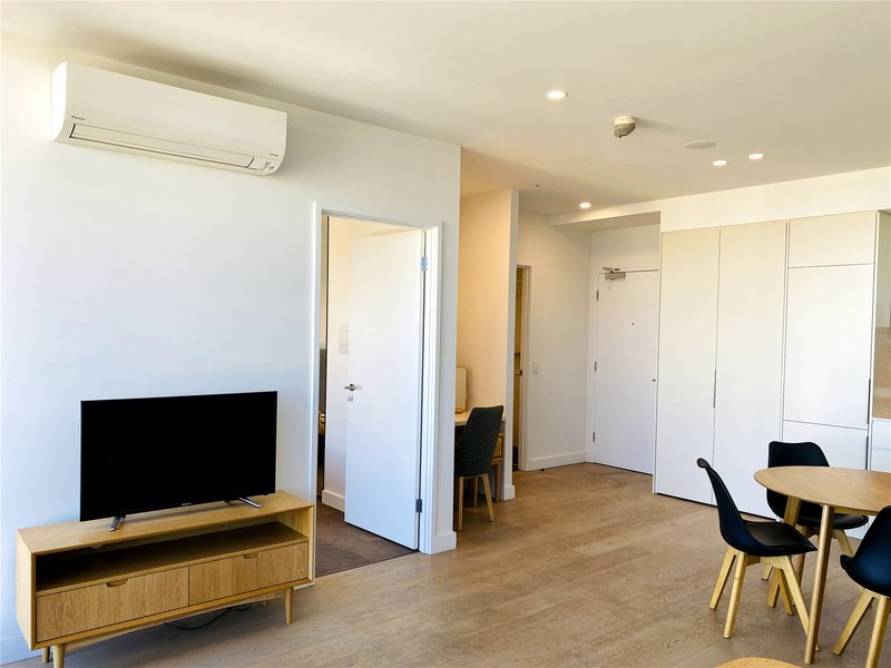 Photo - 1603/156 Wright Street, Adelaide SA 5000 - Image 2