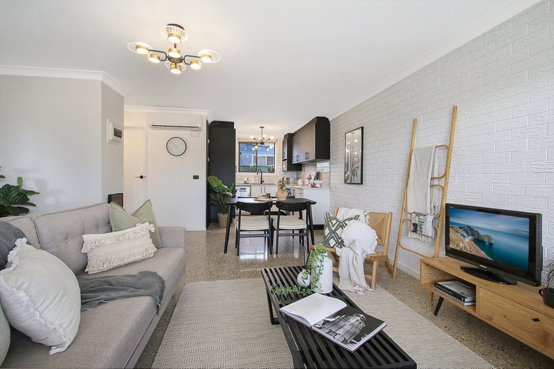Photo - 1/604 Prune Street, Springdale Heights NSW 2641 - Image 1