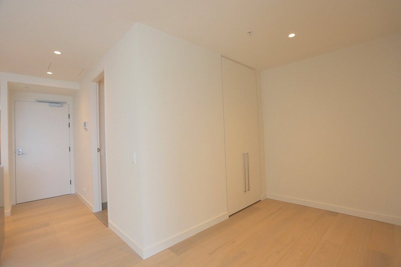 Photo - 1604/157 Abeckett Street, Melbourne VIC 3000 - Image 4