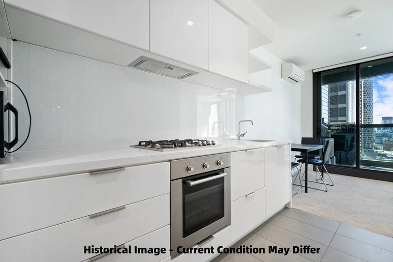 Photo - 1605/285 La Trobe Street, Melbourne VIC 3000 - Image 5