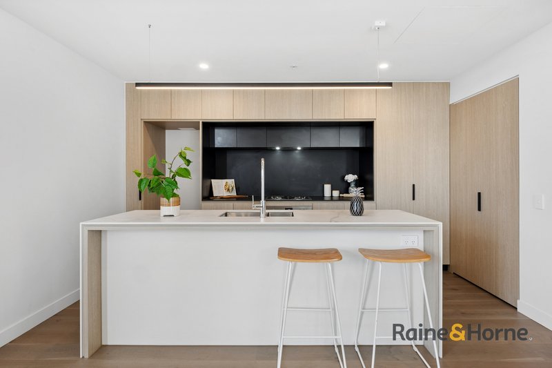 Photo - 1605/8 Chambers Court, Epping NSW 2121 - Image 4