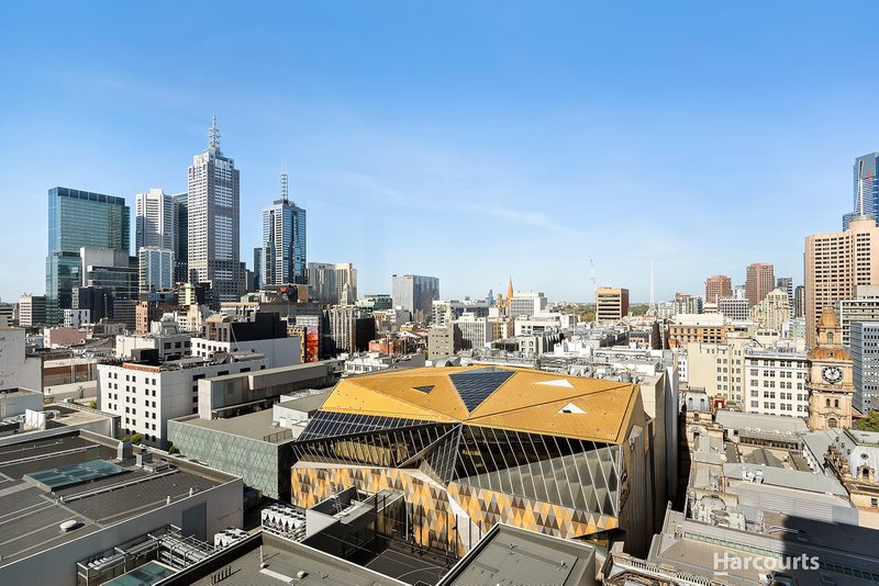 Photo - 1606/250 Elizabeth Street, Melbourne VIC 3000 - Image 3