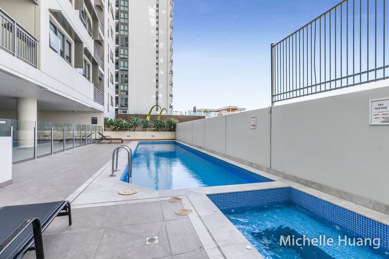 Photo - 1607/29-35 Campbell Street, Bowen Hills QLD 4006 - Image 9