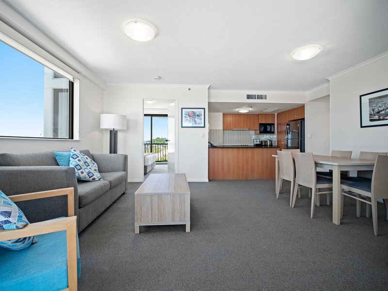 Photo - 1607/88 Marine Parade, Coolangatta QLD 4225 - Image 14