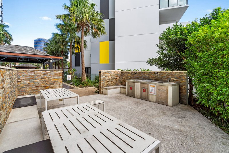 Photo - 1608/10 Trinity Street, Fortitude Valley QLD 4006 - Image 17