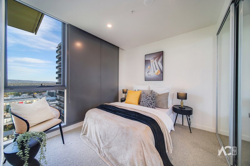 Photo - 1608/29 Angas Street, Adelaide SA 5000 - Image 12