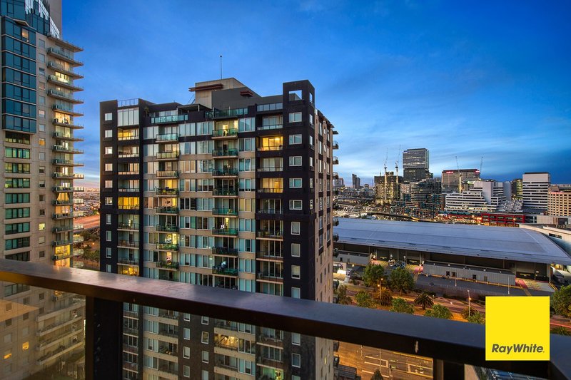 Photo - 1608/50 Haig Street, Southbank VIC 3006 - Image 11