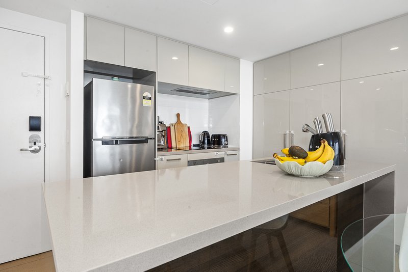 Photo - 1608/55 Railway Terrace, Milton QLD 4064 - Image 6