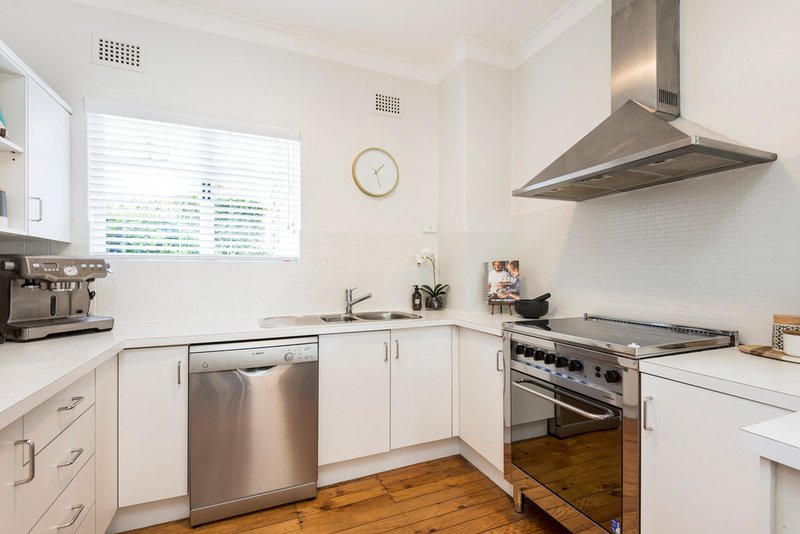 Photo - 1/60B Raglan Street, Mosman NSW 2088 - Image 2