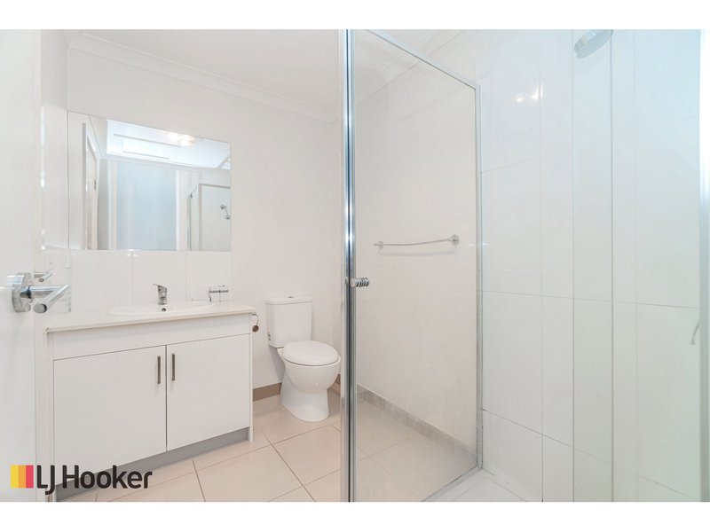 Photo - 16/1-11 Hyde Park Avenue, Craigieburn VIC 3064 - Image 8