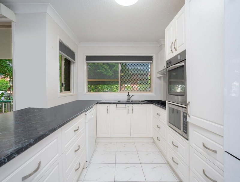 Photo - 1/61 Bauer Street, Southport QLD 4215 - Image 2