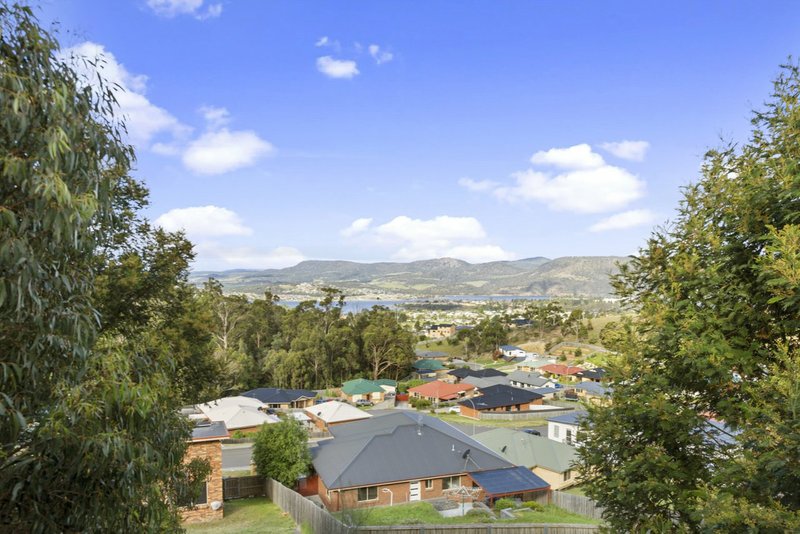 Photo - 161 Branscombe Road, Claremont TAS 7011 - Image 8