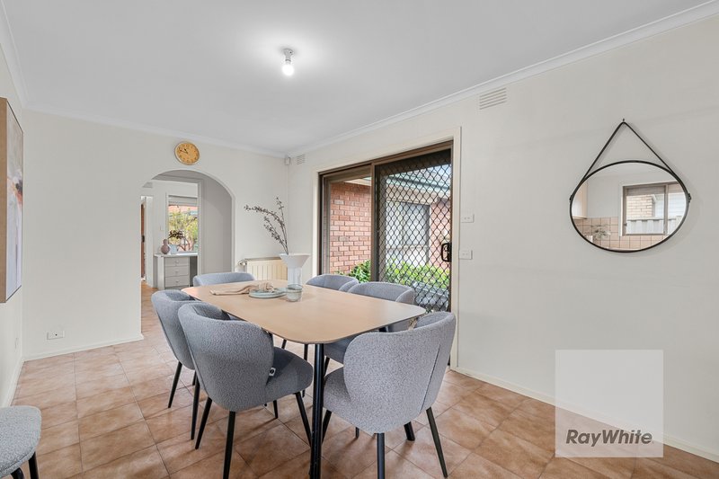 Photo - 161 Broadhurst Avenue, Reservoir VIC 3073 - Image 6