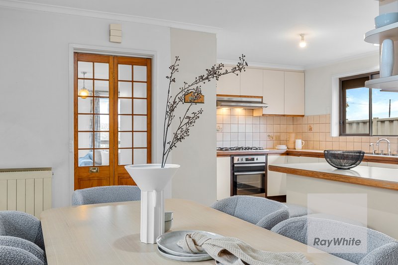 Photo - 161 Broadhurst Avenue, Reservoir VIC 3073 - Image 8