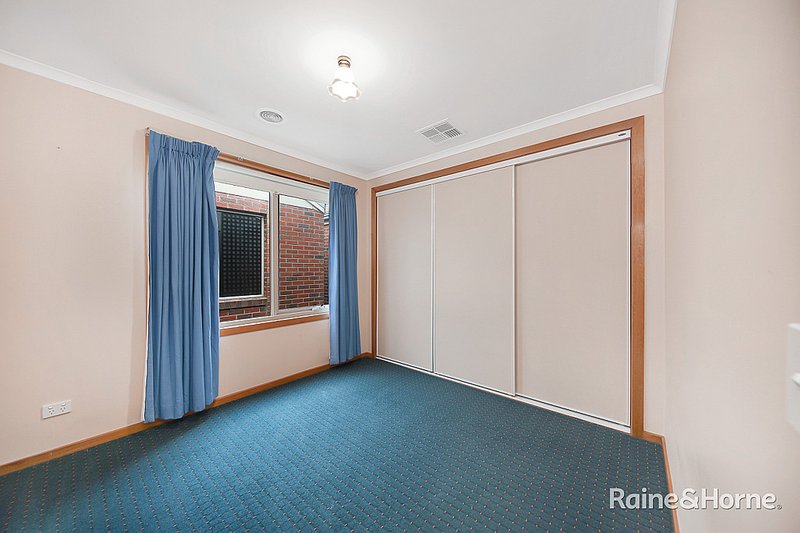 Photo - 1/61 Charter Road West , Sunbury VIC 3429 - Image 8