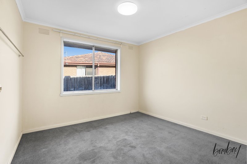 Photo - 161 Darebin Drive, Lalor VIC 3075 - Image 8