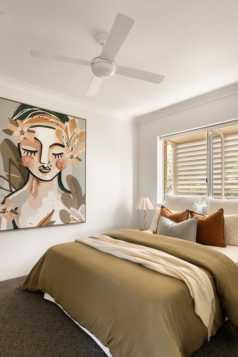 Photo - 1/61 Denman Street, Greenslopes QLD 4120 - Image 12