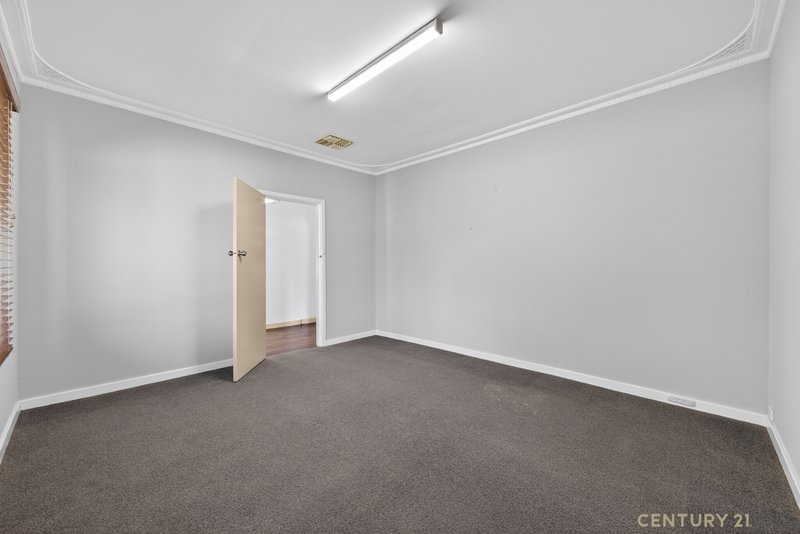 Photo - 161 Gibbs Street, East Cannington WA 6107 - Image 9