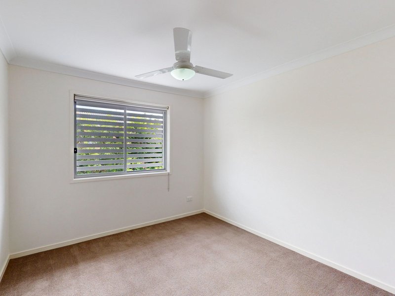 Photo - 16/1 Gumview Street, Albany Creek QLD 4035 - Image 8