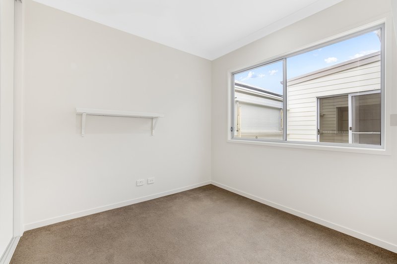 Photo - 16/1 Halcyon Way, Bli Bli QLD 4560 - Image 9