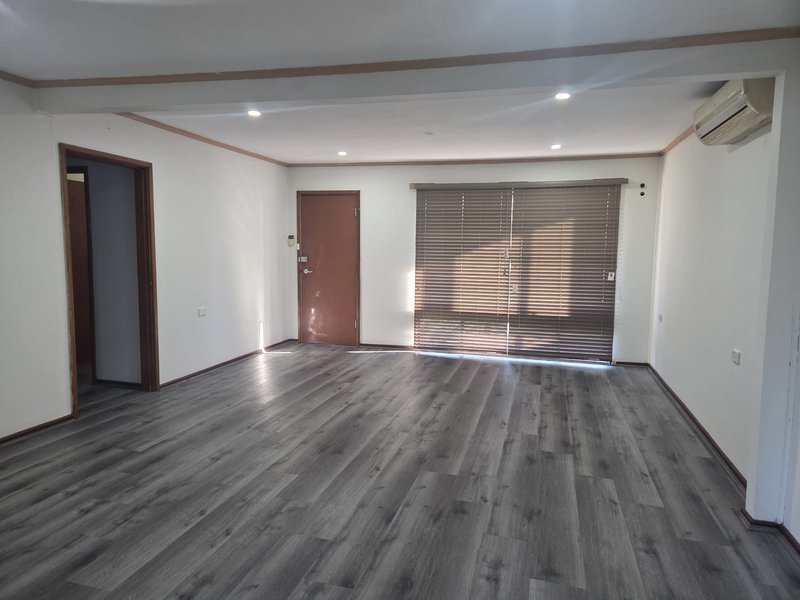 Photo - 161 Hoxton Park Road, Cartwright NSW 2168 - Image 2