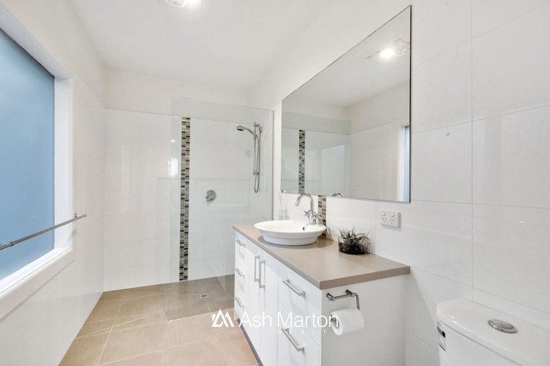 Photo - 161 Kars Street, Frankston South VIC 3199 - Image 10