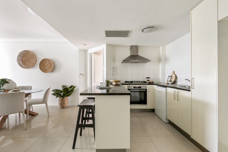 Photo - 161 Main Street, Kangaroo Point QLD 4169 - Image 4