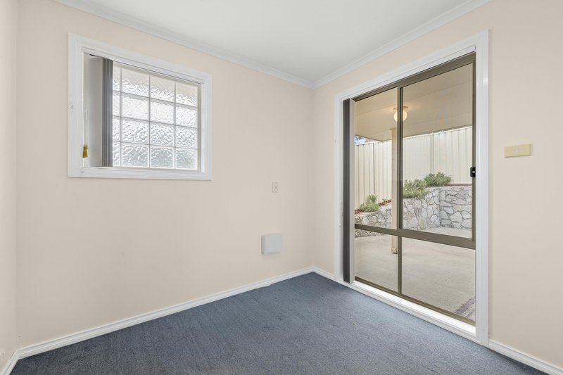 Photo - 1/61 Maynard Street, Ngunnawal ACT 2913 - Image 6