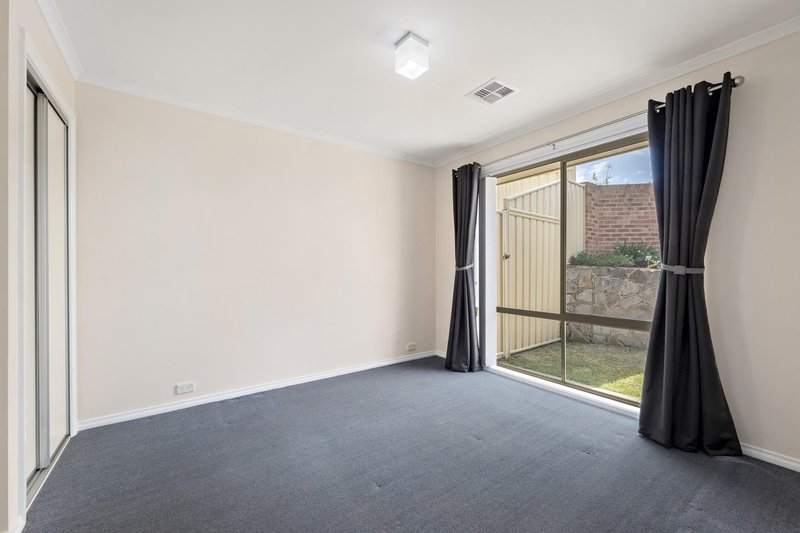 Photo - 1/61 Maynard Street, Ngunnawal ACT 2913 - Image 9