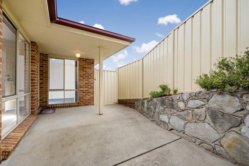 Photo - 1/61 Maynard Street, Ngunnawal ACT 2913 - Image 12