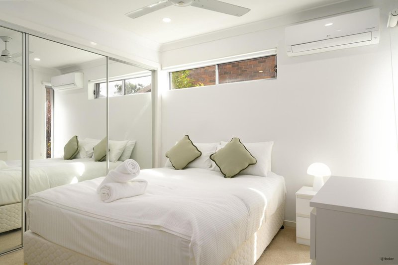 Photo - 1/61 Tallebudgera Drive, Palm Beach QLD 4221 - Image 12