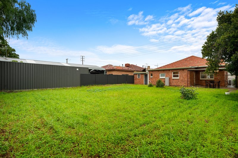 Photo - 161 Tapleys Hill Road, Seaton SA 5023 - Image 12