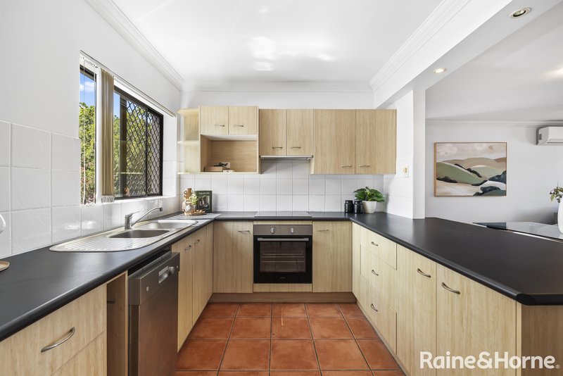 Photo - 1/61 Westerham Street, Taringa QLD 4068 - Image 3