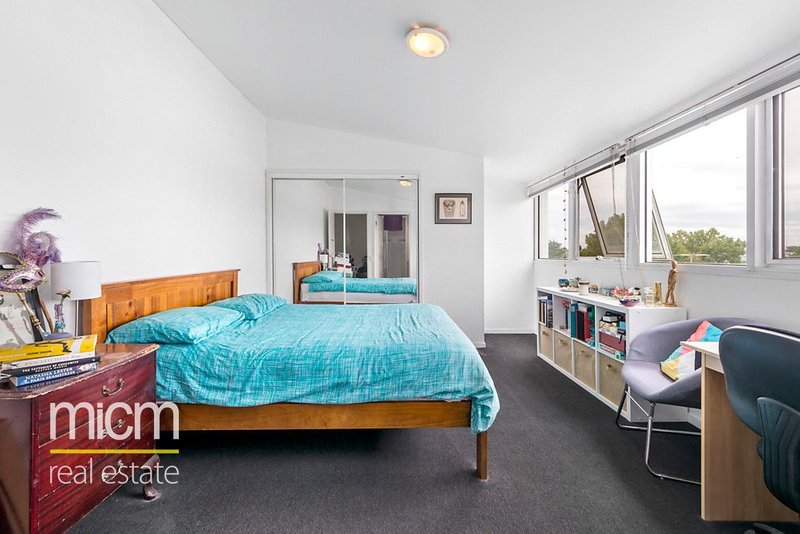 Photo - 16/1066 Lygon Street, Carlton North VIC 3054 - Image 5