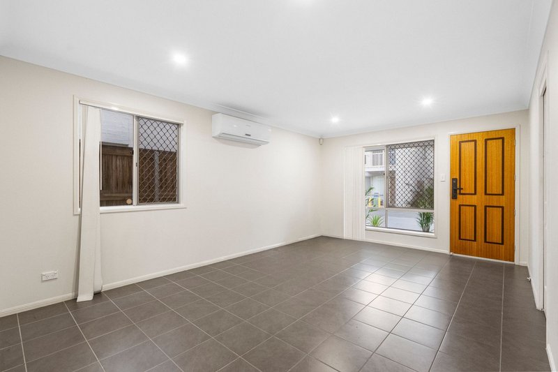 Photo - 16/108 Menser Street, Calamvale QLD 4116 - Image 2