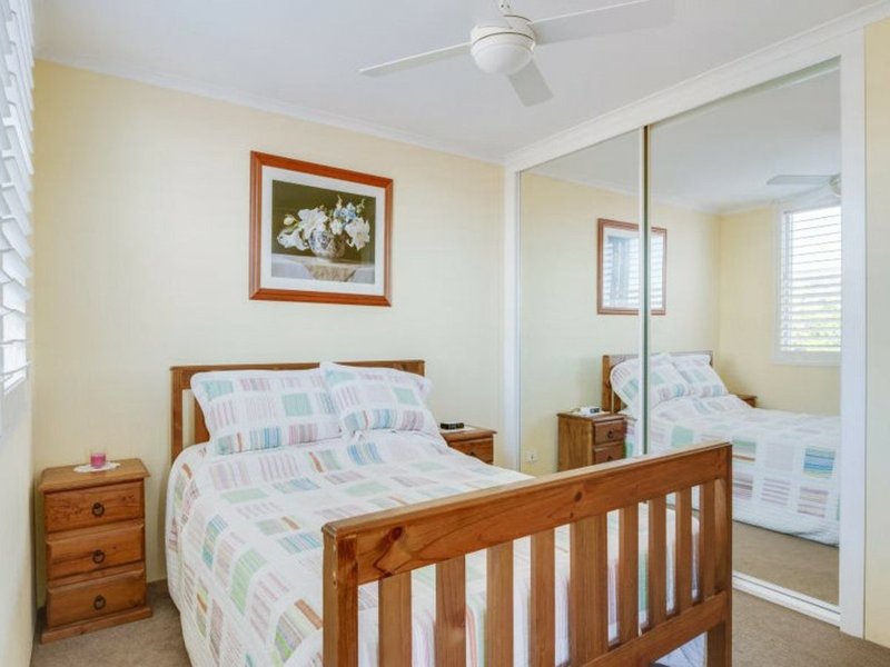 Photo - 16/11-13 Ocean Parade, The Entrance NSW 2261 - Image 5