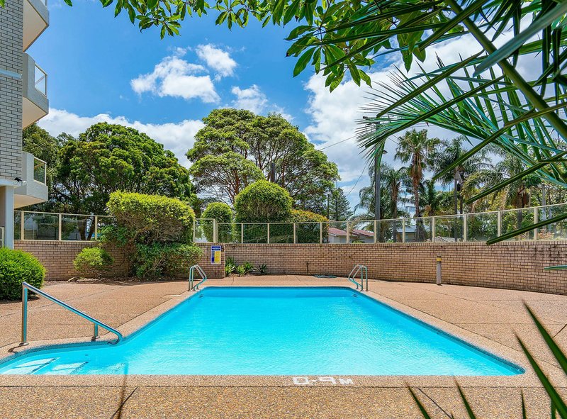Photo - 16/11-13 Ocean Parade, The Entrance NSW 2261 - Image 7