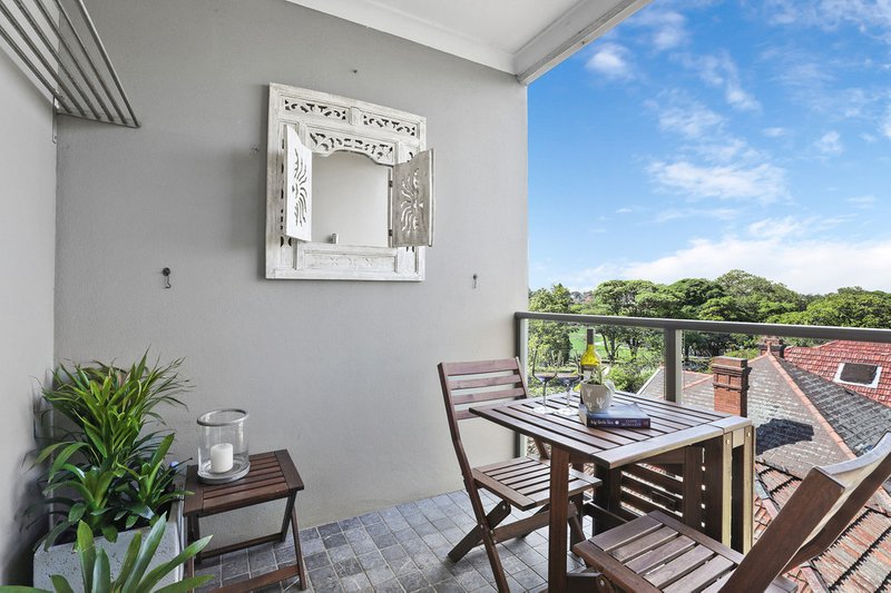 Photo - 16/11 Myahgah Road, Mosman NSW 2088 - Image 3