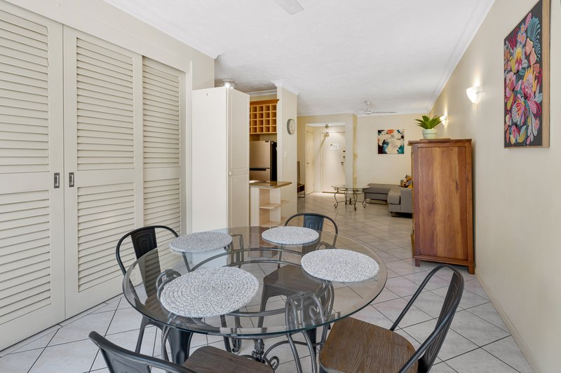 Photo - 1611/2-10 Greenslopes Street, Cairns North QLD 4870 - Image 5