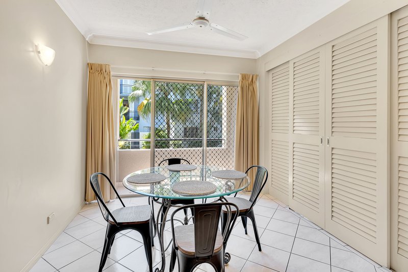 Photo - 1611/2-10 Greenslopes Street, Cairns North QLD 4870 - Image 6